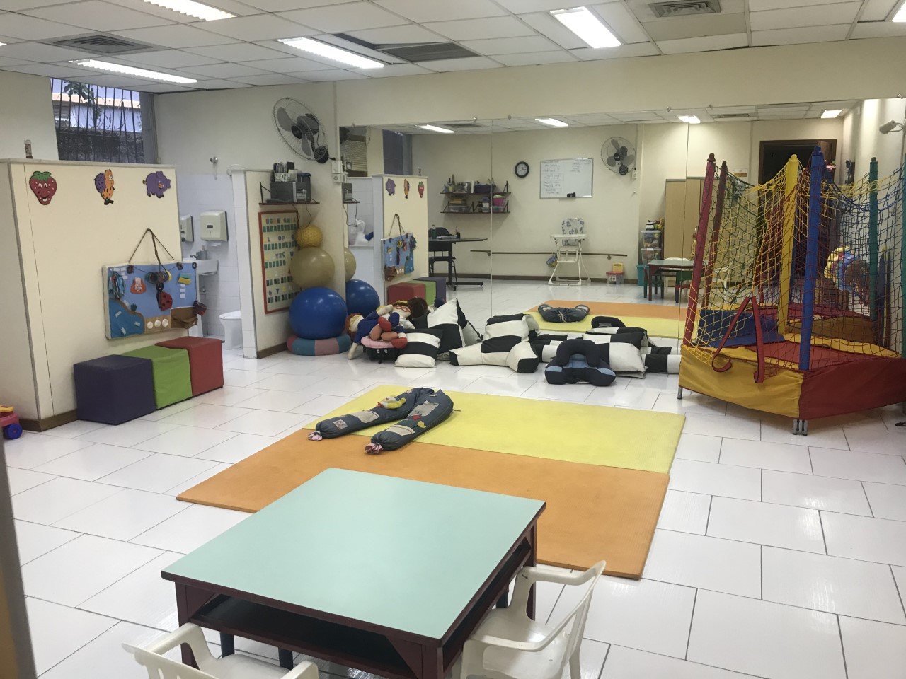 Foto de laboratorios